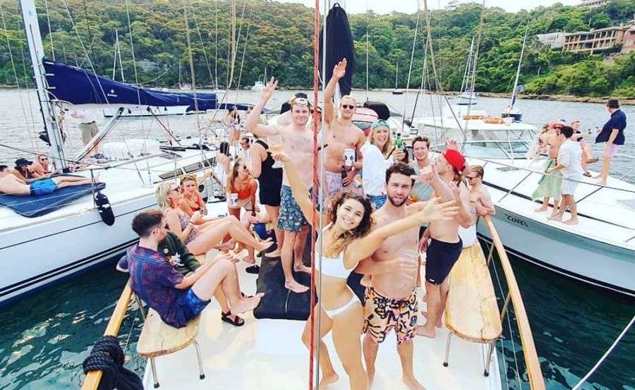 major-tom-boat-hire-group-on-bow - Boat Hire for 10-20 Guests Sydney