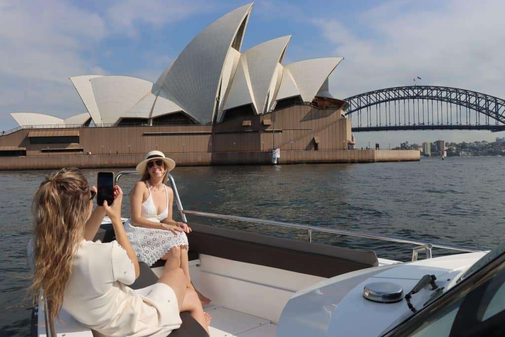 Local Sydney Harbour Boating Conditions for self drive boat hire