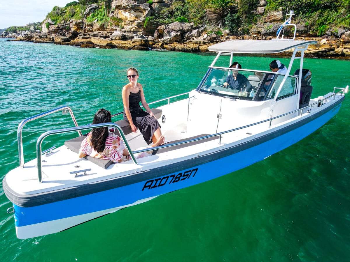 hero350cover - Camp Cove by Boat