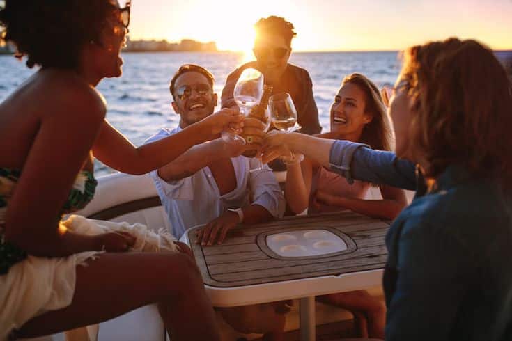 The Ultimate Guide to Drink Packages: All-Inclusive vs. Consumption-Based