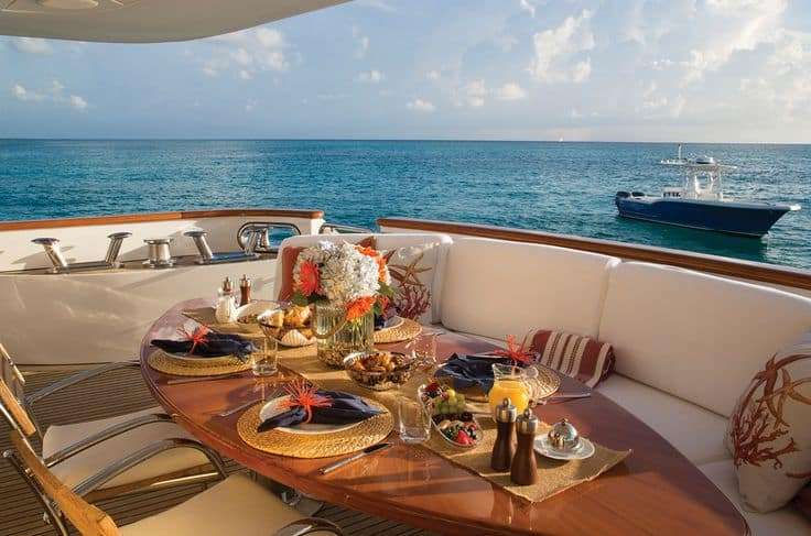 How to Choose the Right Catering Menu for Your Guest Count