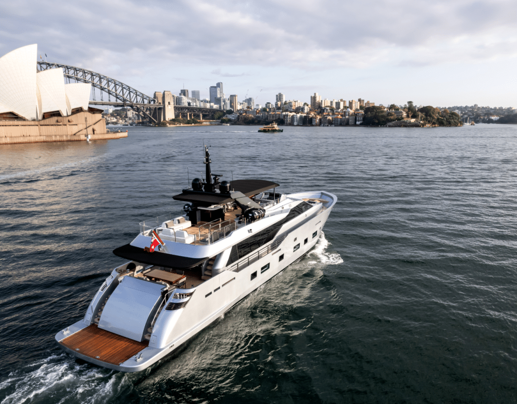 The Best Time of Day to Cruise Sydney Harbour (Light, Traffic & Ambience)