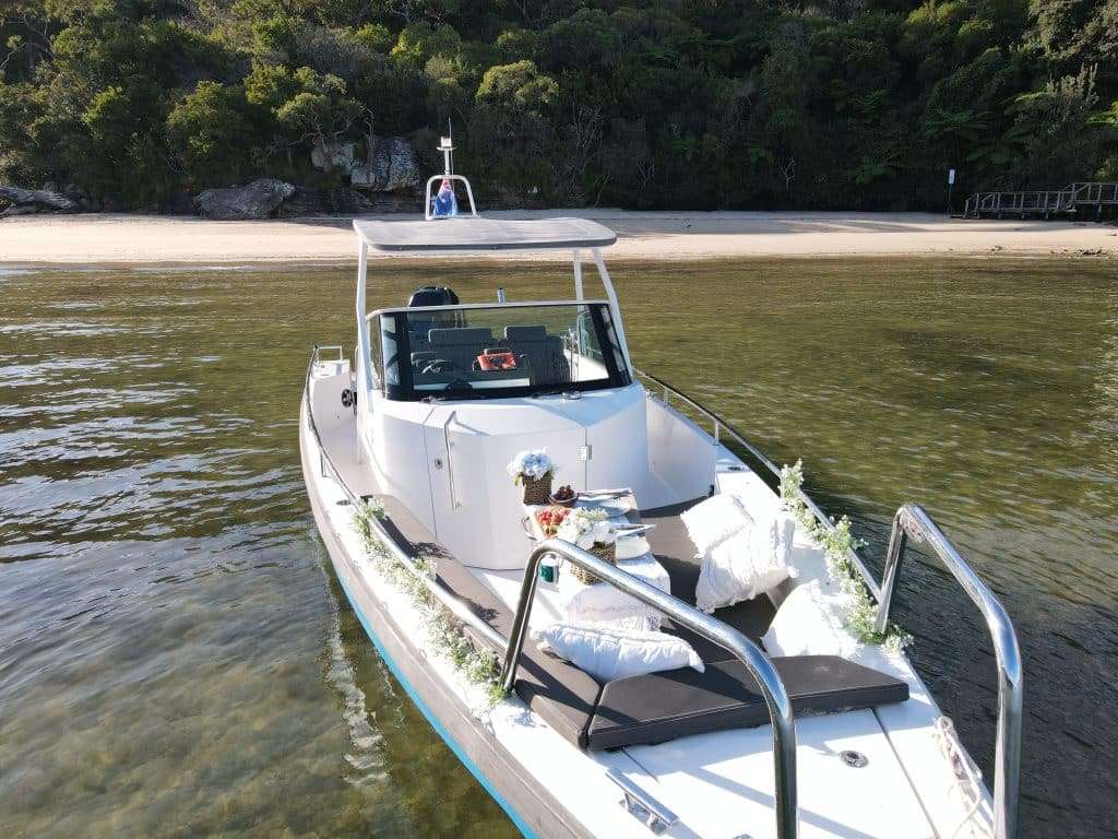 The best swimming spots in sydney harbour while you charter a boat