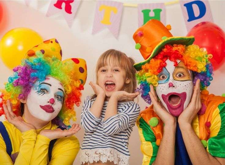 Clowns for your boat hire