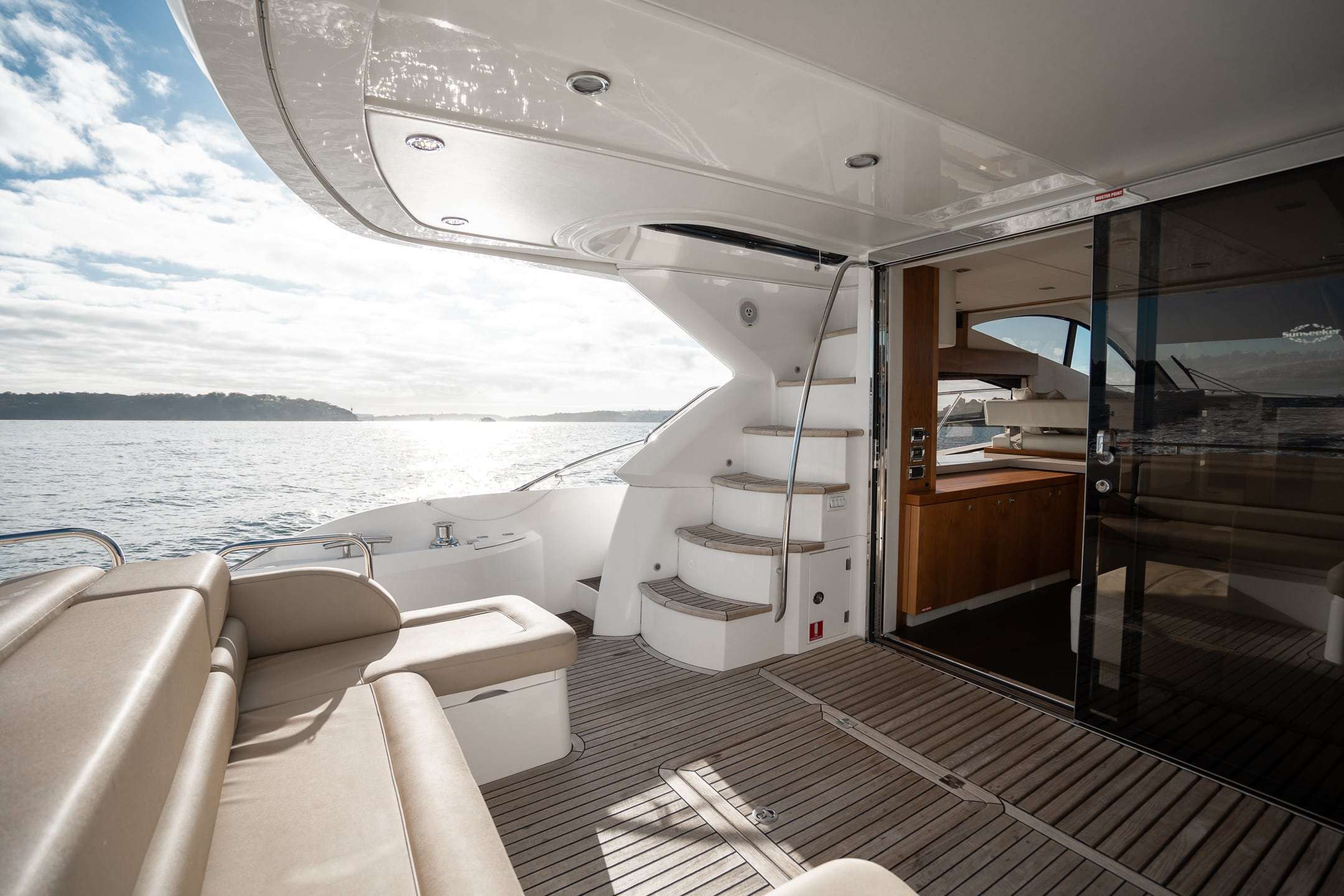 COMO Outdoor Lounge Stairs - Boats with Air Conditioning Sydney